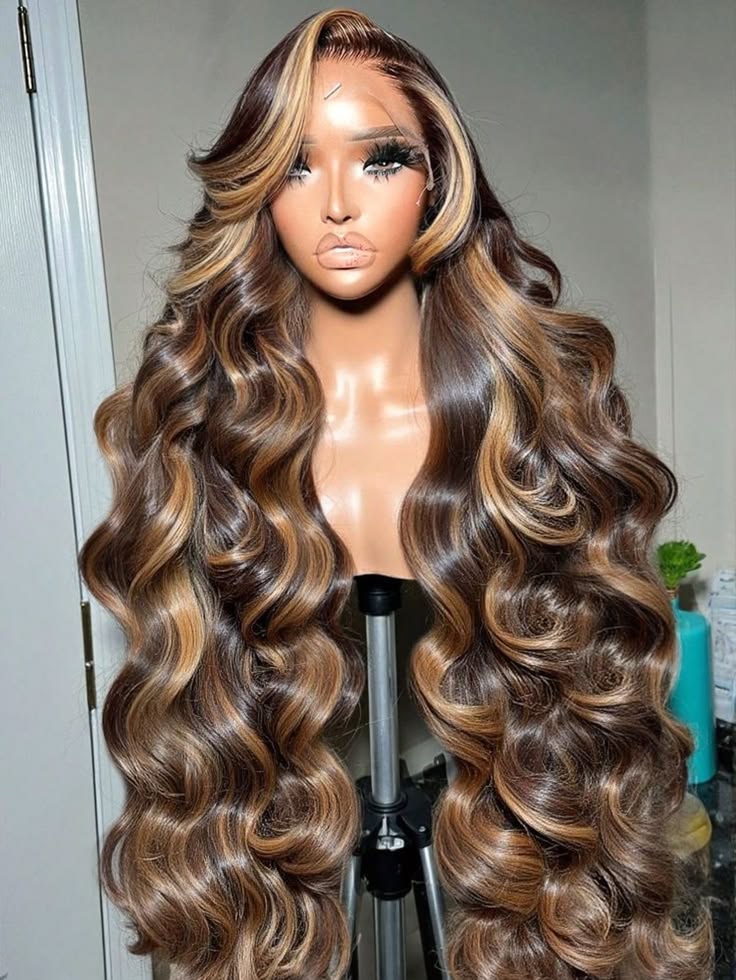 Honey Blonde Highlight Lace Front Wig – Ombre Human Hair